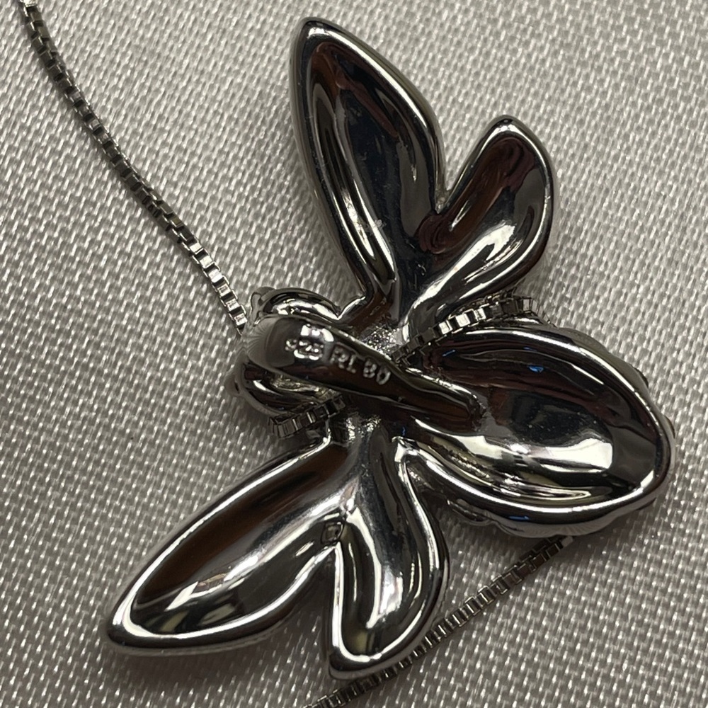 Bumblebee pendant with crystals  Sterling Silver Bee Pendant Necklace - Picture 8 of 11
